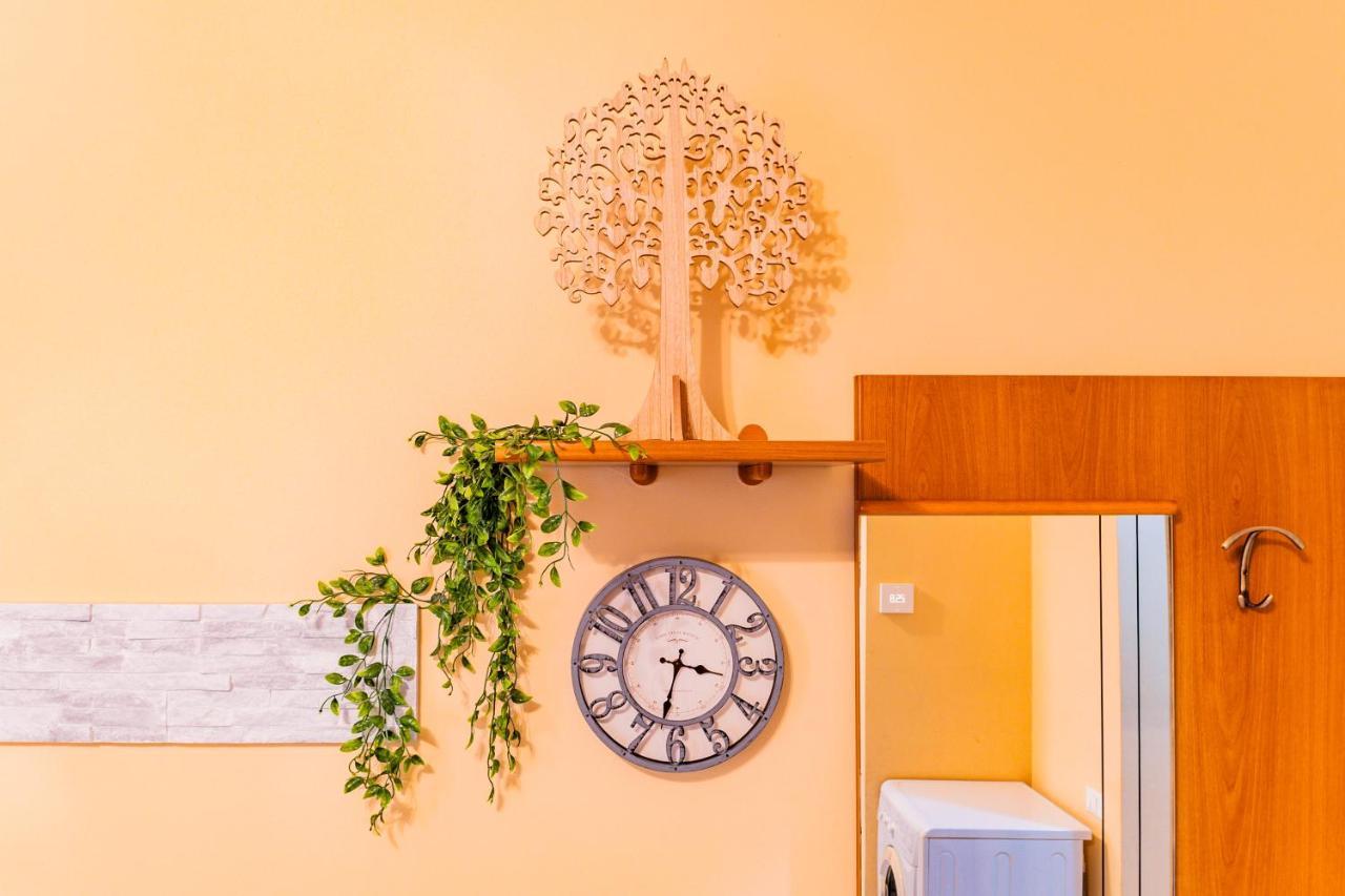 La Santa Maria Appartement Cuneo Buitenkant foto